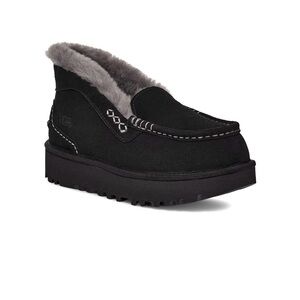 Ugg Ansley parc womens, Use only one time look like new.